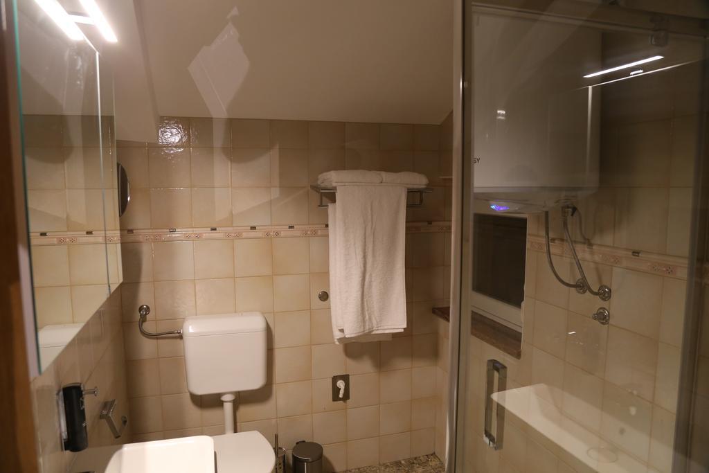Mk | Apartments Nin Врси Екстериор снимка